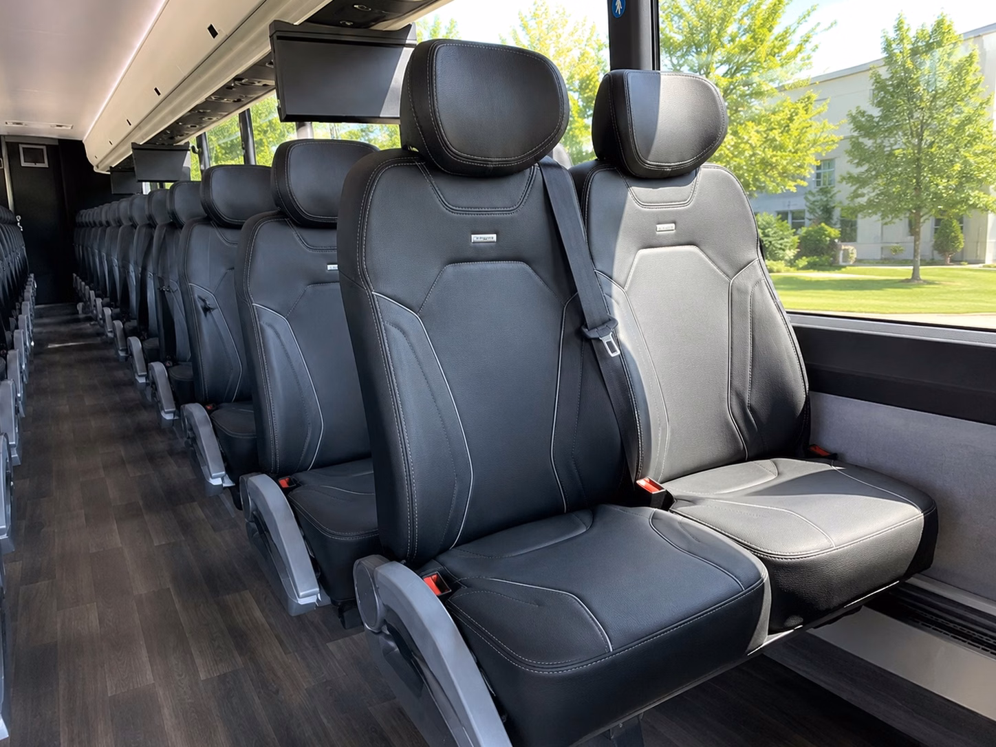 how the day of the week changes what a bus costs in elizabeth new jersey